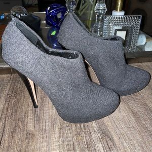 Vince Camuto gray booties